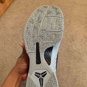 Kobe Pronto 5 Derozen size 12